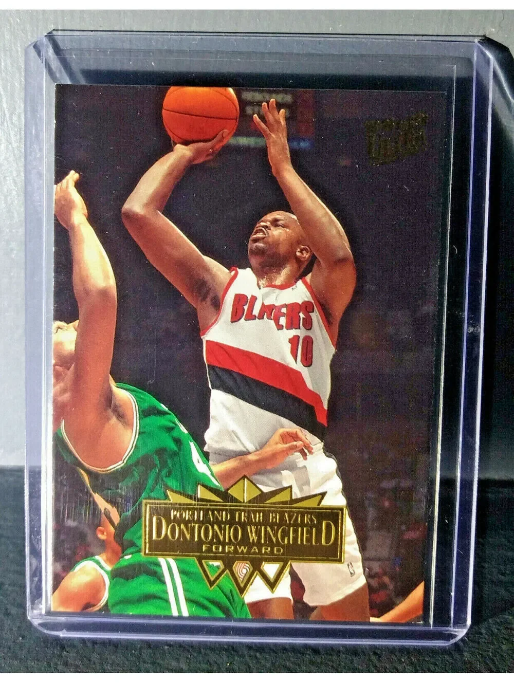 1995-96 Dontonio Wingfield Fleer Ultra #238 Basketball Card